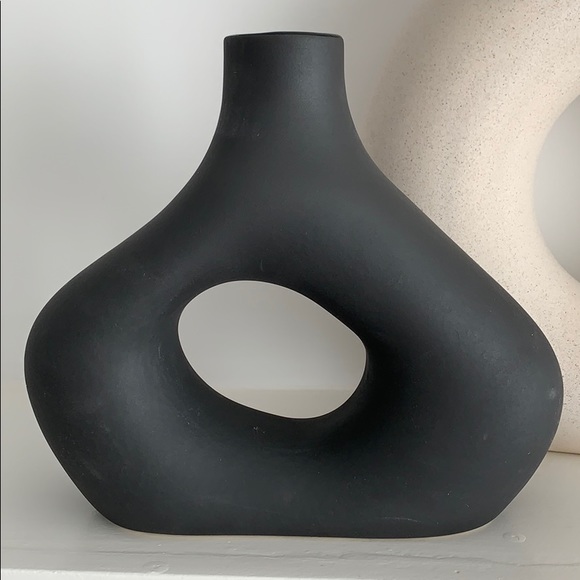 H M Accents New Hm Black Donut Vase Poshmark
